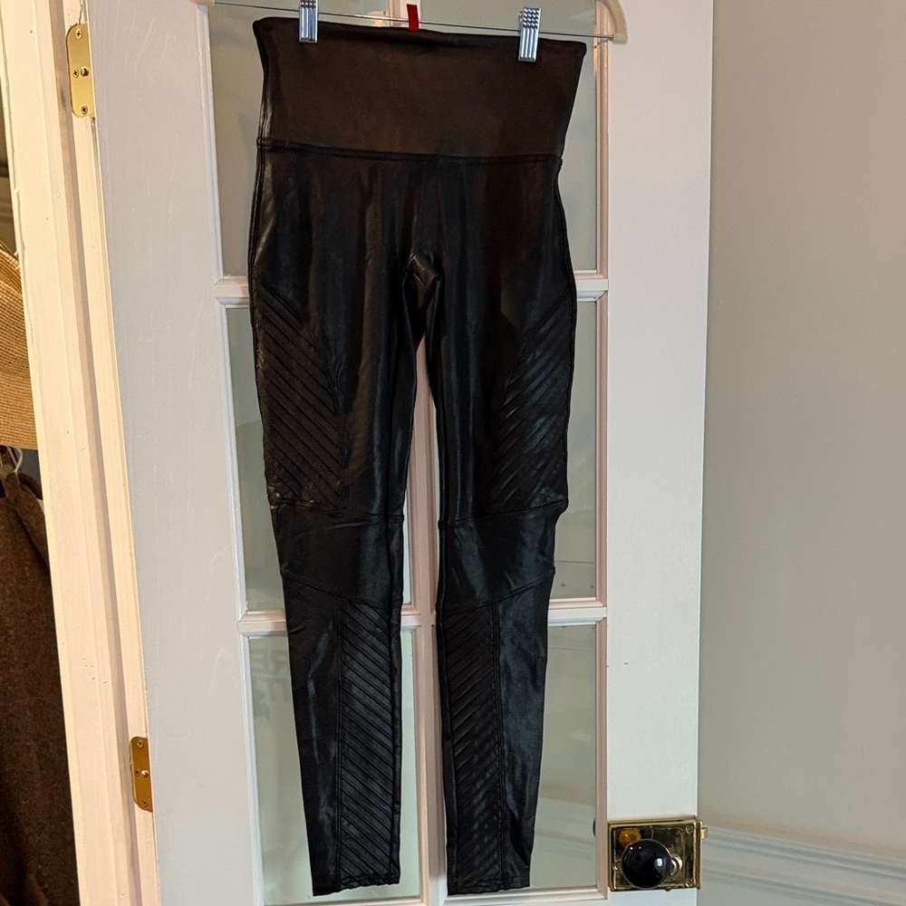 SPANX Black Quilted Faux-Leather Leggings